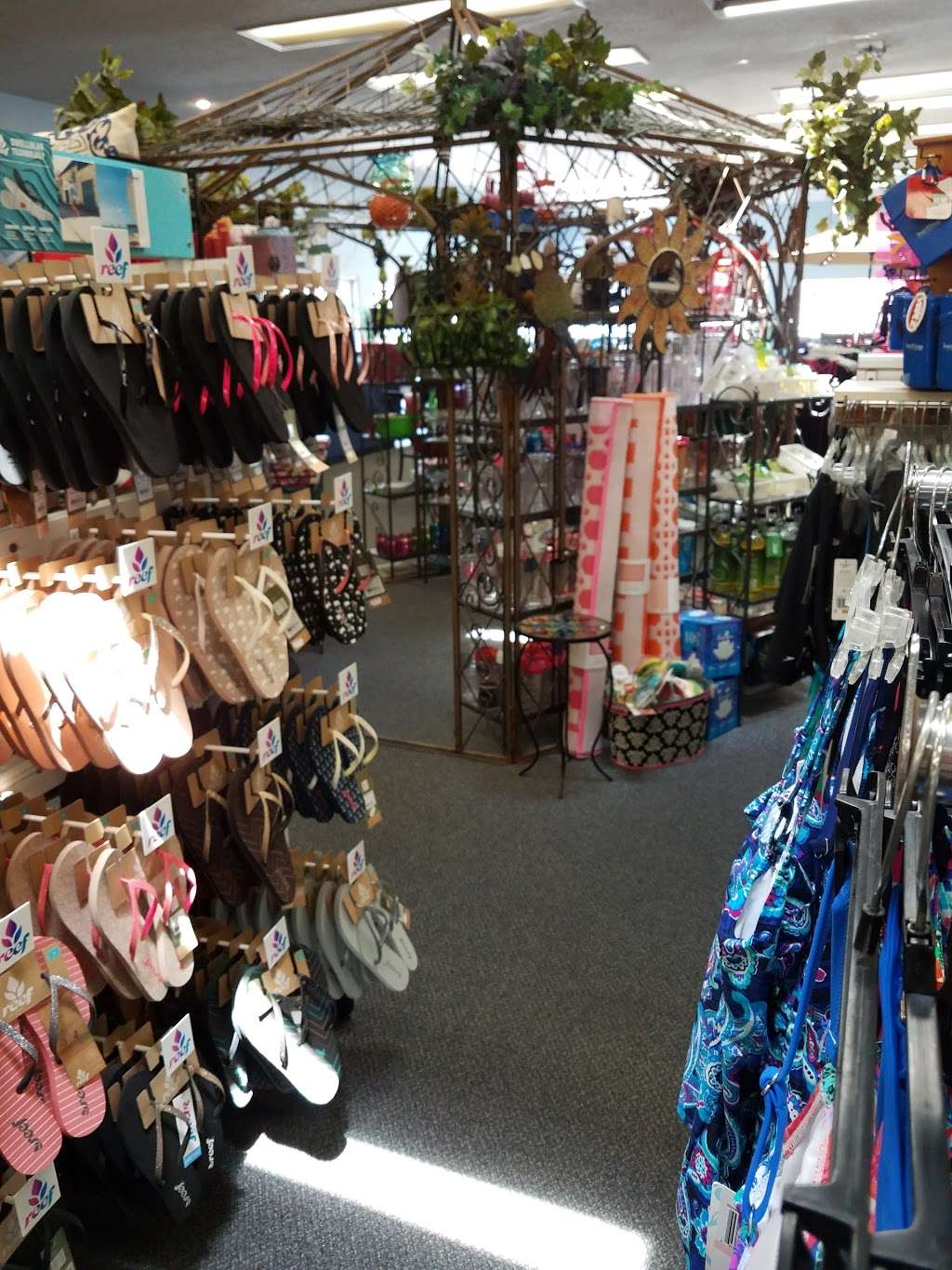 Swim Things, Inc | 3010 SW US 40 HWY East, Blue Springs, MO 64015 | Phone: (816) 224-2600