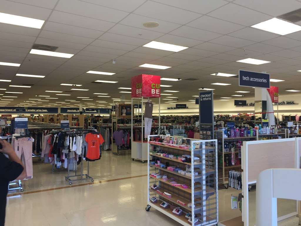 Marshalls | 2240 Bridgepointe Pkwy, San Mateo, CA 94404, USA | Phone: (650) 573-9770