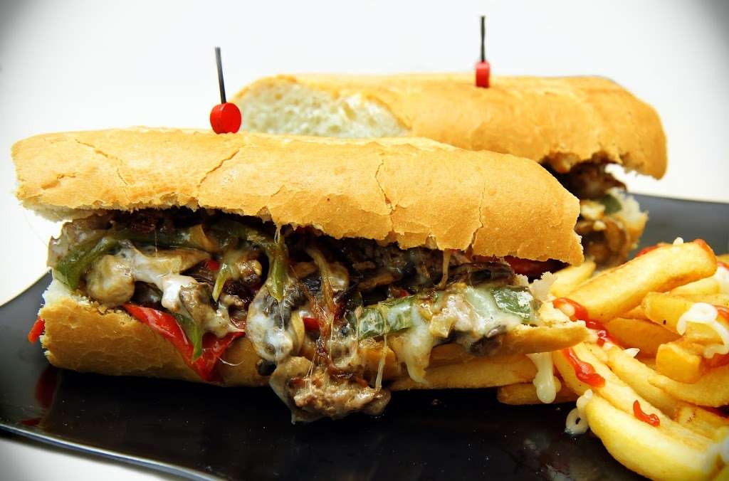 zizzi lounge | 6099 Sunset Blvd, Los Angeles, CA 90028, USA | Phone: (818) 539-4994