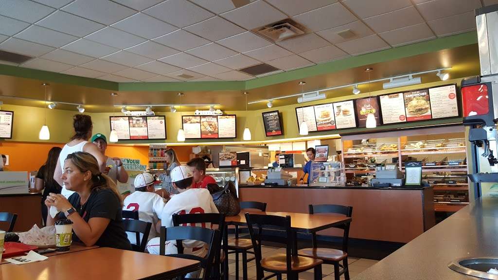 Big Apple Bagels | 9528 E 126th St, Fishers, IN 46038, USA | Phone: (317) 915-9195