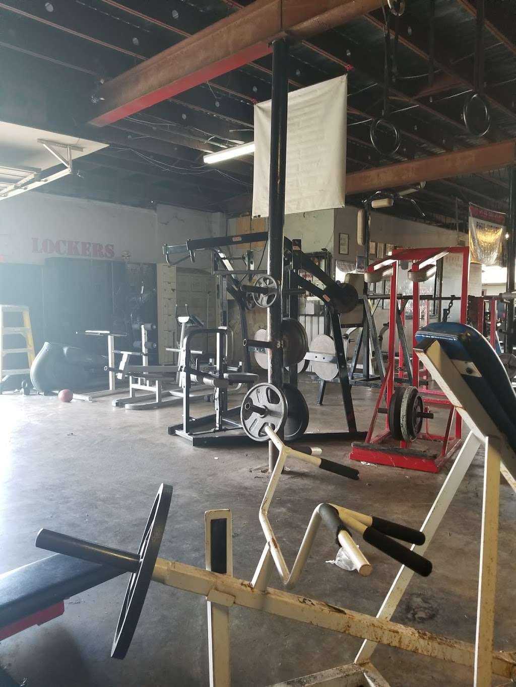 Power House Gym | 1502 Ahrens St, Houston, TX 77017, USA | Phone: (832) 343-6544