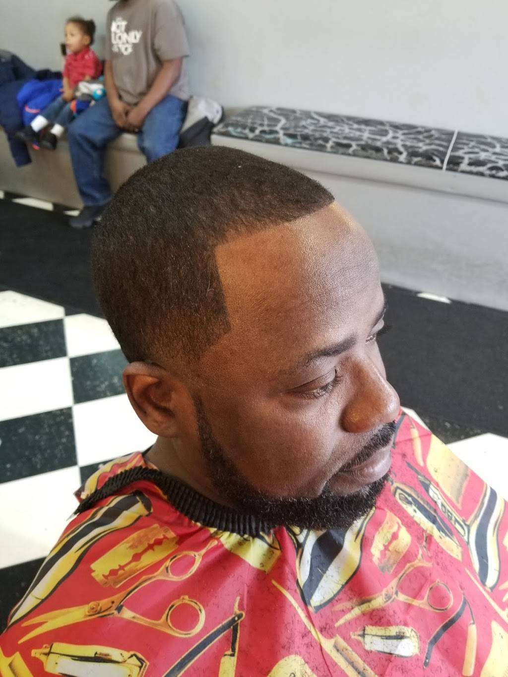 Classics Barber Shop | 12006 Morang Ave, Detroit, MI 48224, USA | Phone: (313) 371-7164