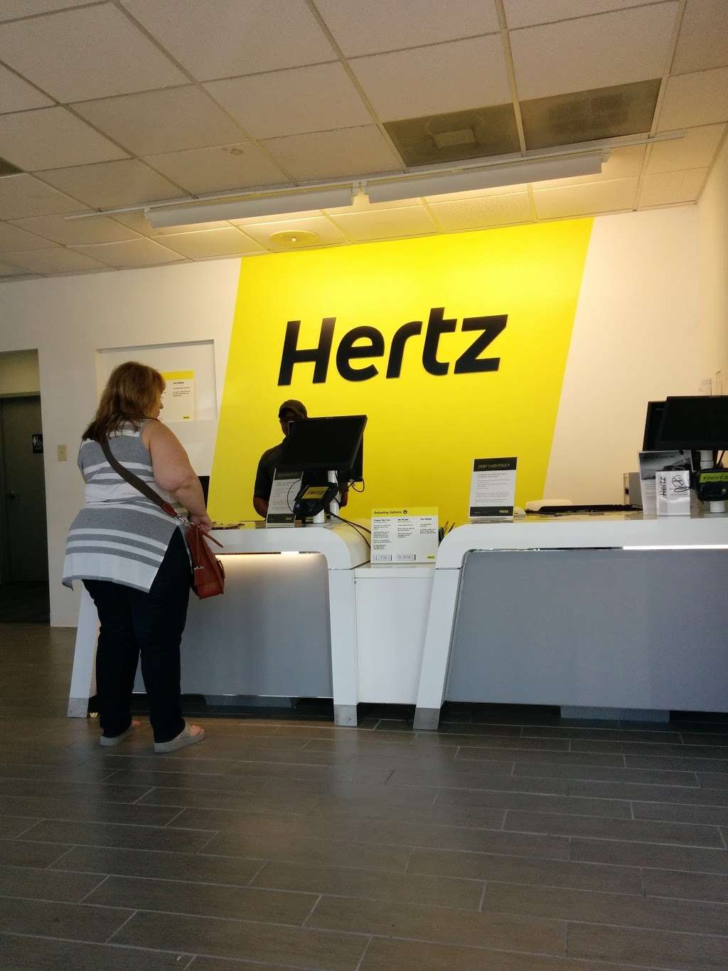 Hertz Car Rental | 2700 N Interstate 35E, Carrollton, TX 75007, USA | Phone: (972) 242-9810