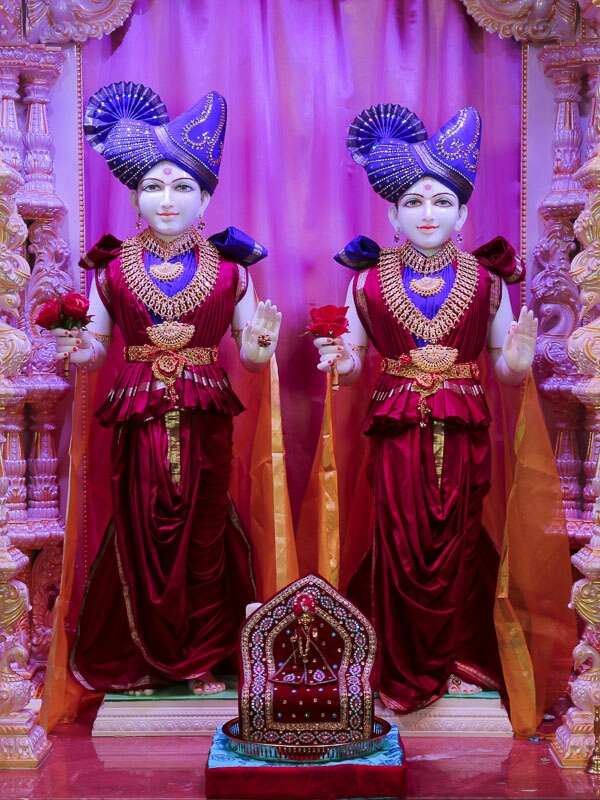 BAPS Shri Swaminarayan Mandir | 15220 W 65th St, Shawnee, KS 66217 | Phone: (913) 962-2424