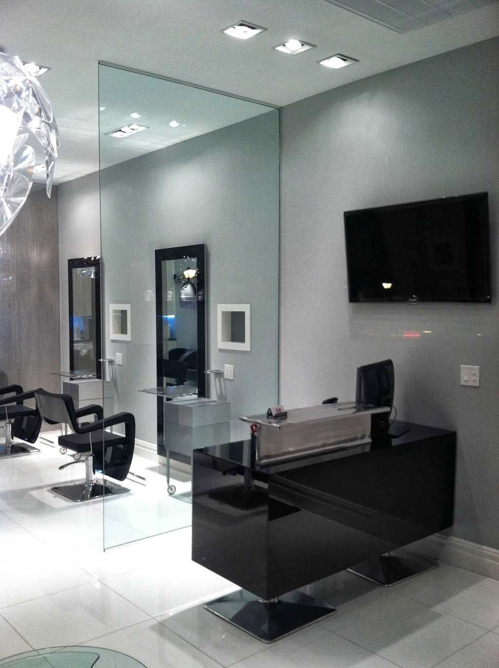 Alma Salon | 110 Fifth Ave, Pelham, NY 10803, USA | Phone: (914) 738-3848