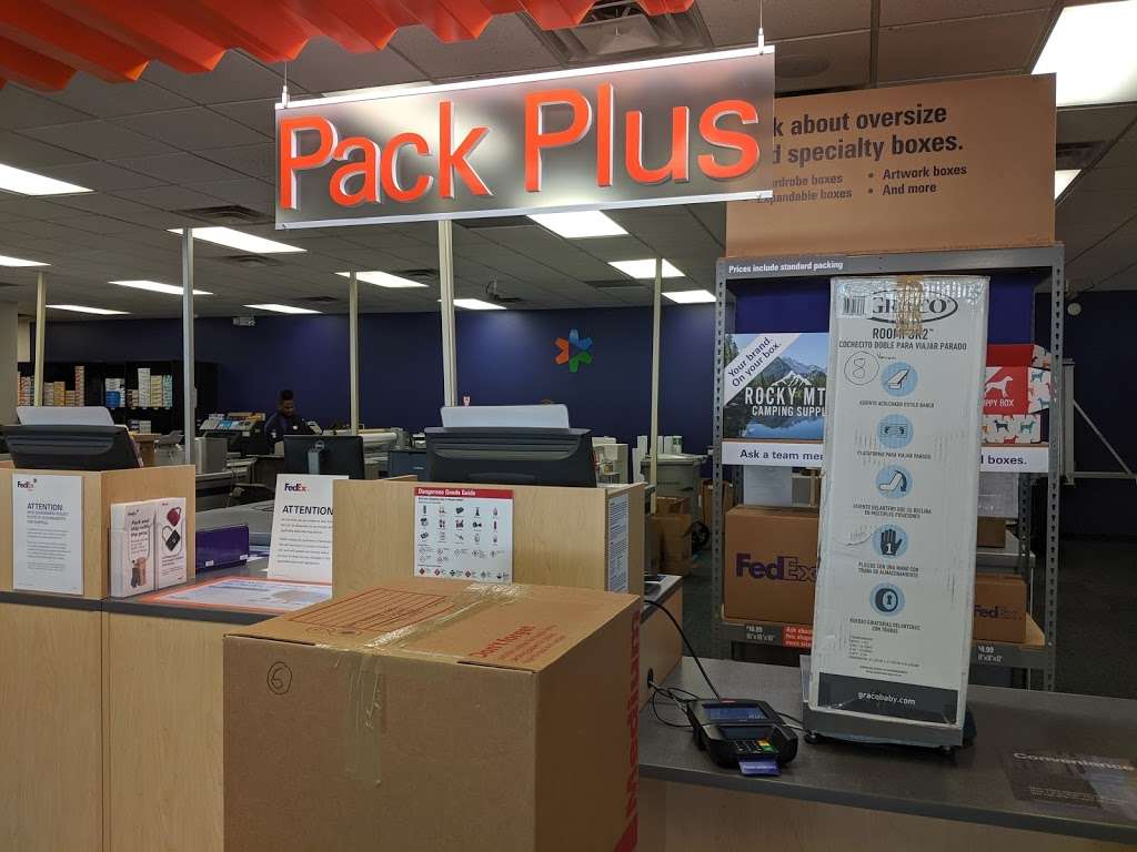 FedEx Office Print & Ship Center | 3520 South St, Lafayette, IN 47905, USA | Phone: (765) 449-4950