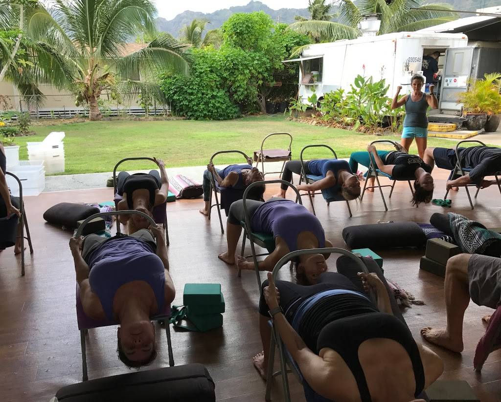 Yoga Moves Hawaii | 41-1025 Kalanianaʻole Hwy, Waimanalo, HI 96795, USA | Phone: (808) 259-9490