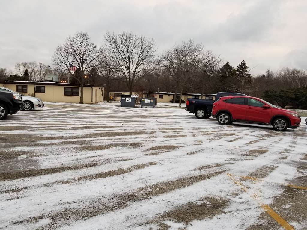 Warnimont Parking - Dog Exercise Area | S Lake Dr, Cudahy, WI 53110, USA | Phone: (414) 762-1550