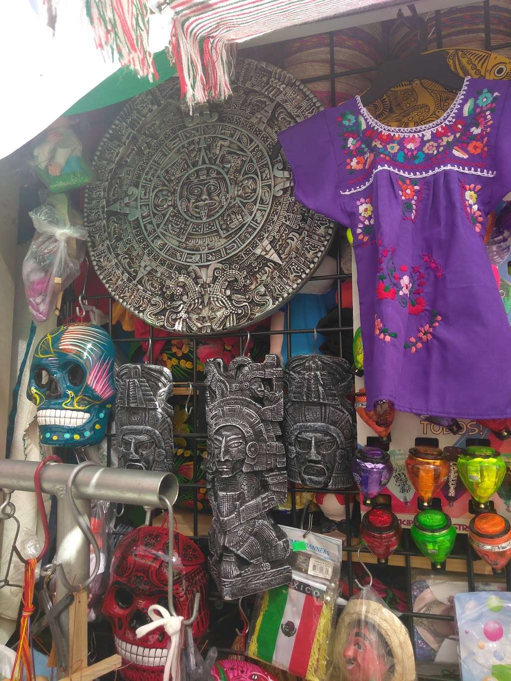 Artesanias Chiapas | 11215 Long Beach Blvd, Lynwood, CA 90262, USA | Phone: (424) 243-1391