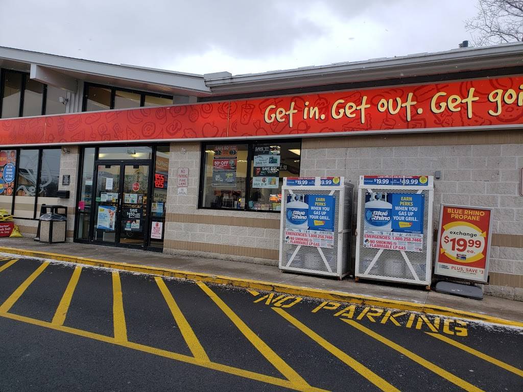 GetGo Gas Station | 801 Mt Royal Blvd, Pittsburgh, PA 15223, USA | Phone: (412) 487-1775