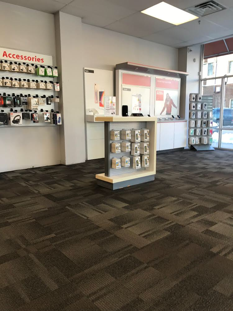 Verizon Authorized Retailer - Wireless Zone | 1857 E Kenilworth Pl Suite D, Milwaukee, WI 53202 | Phone: (414) 224-7800