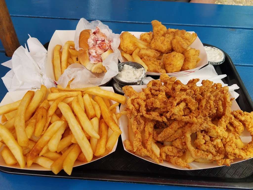 Clam Shack | 98 Restaurant Row, Salem, MA 01970, USA | Phone: (978) 741-2526