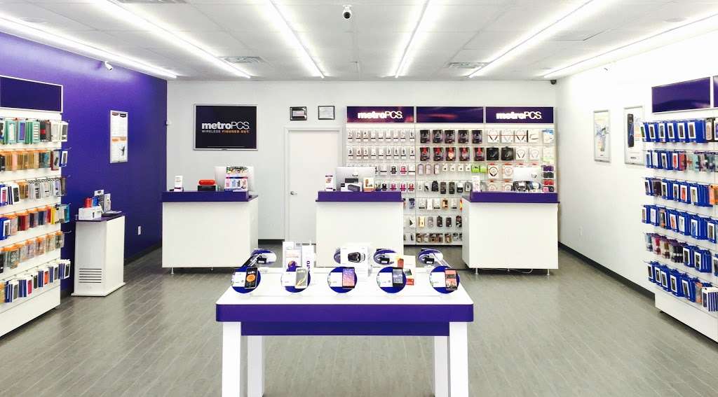 Metro by T-Mobile | 3733 N Story Rd, Irving, TX 75062, USA | Phone: (972) 258-0906