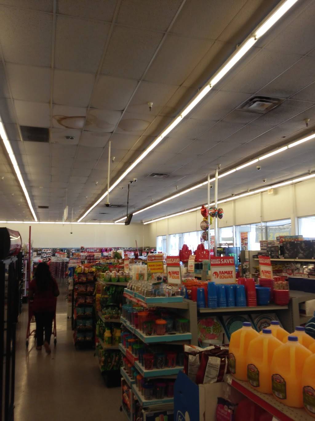 Family Dollar | 7421 W Indian School Rd, Phoenix, AZ 85033, USA | Phone: (623) 247-1164