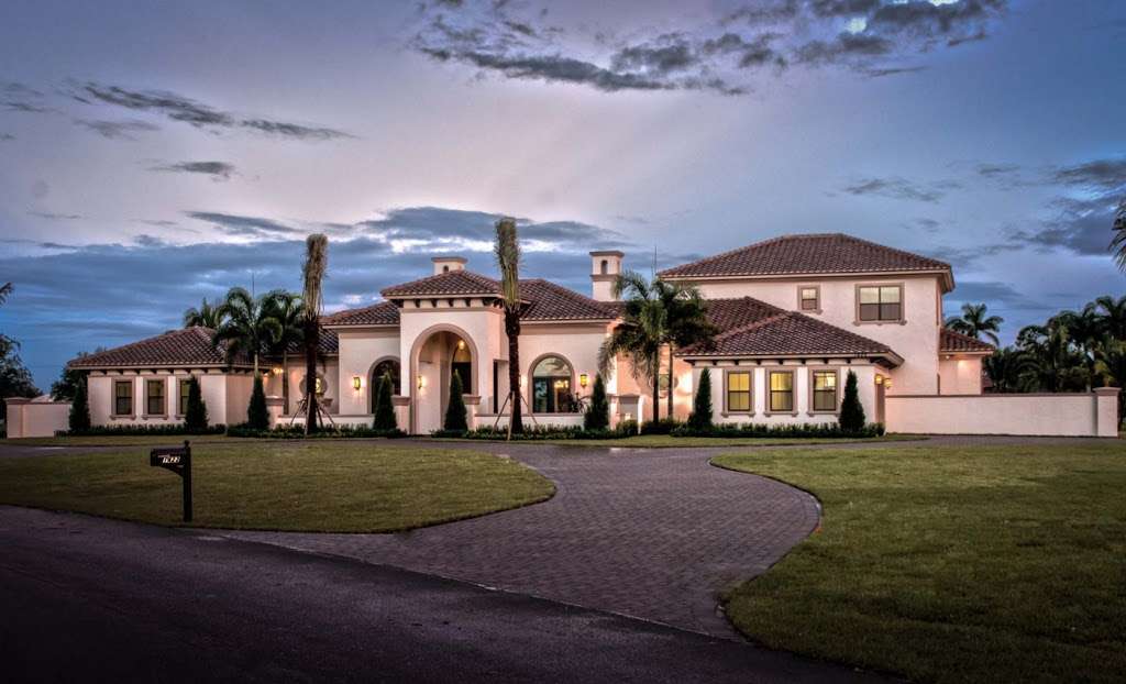 Vista Builders | 4149 Burns Rd, Palm Beach Gardens, FL 33410, United States | Phone: (561) 795-7056