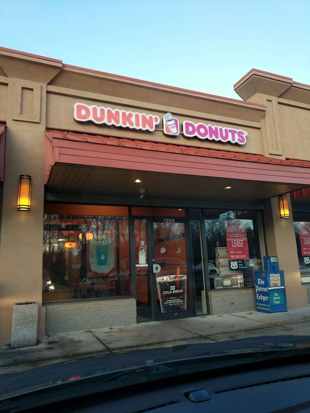 Dunkin | 1255 Main St, Weymouth, MA 02190, USA | Phone: (781) 331-0400