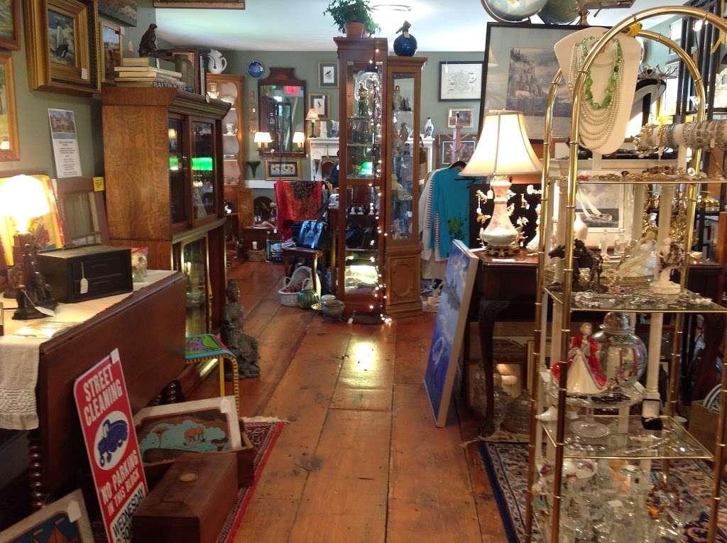 Friendship Antiques & Vintage | 3 Friendship Rd, Friendship, MD 20758, USA | Phone: (410) 286-5932