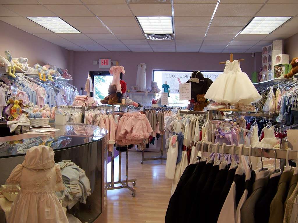 Nenes Lullaby Boutique | 110 Greentree Road D, Suite D, Turnersville, NJ 08012 | Phone: (856) 302-5122