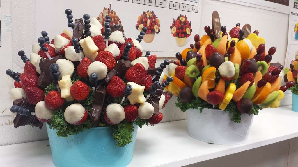 Edible Arrangements | 7460 W Boynton Beach Blvd, Boynton Beach, FL 33437, USA | Phone: (561) 738-7000