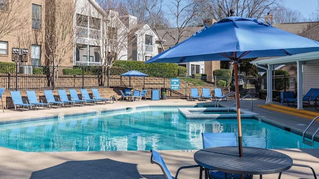 The Brook Apartment Homes | 9924 Oakbrook Dr, Charlotte, NC 28210, USA | Phone: (704) 981-9772