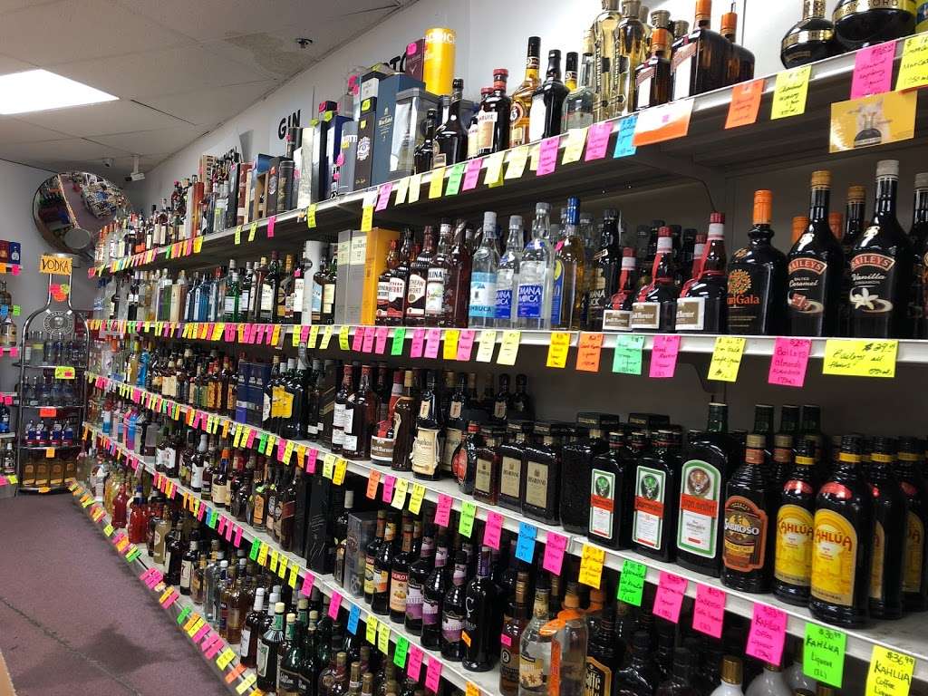 Plainview Wine & Liquor Store | 1028B, Old Country Rd, Plainview, NY 11803, USA | Phone: (516) 937-9269