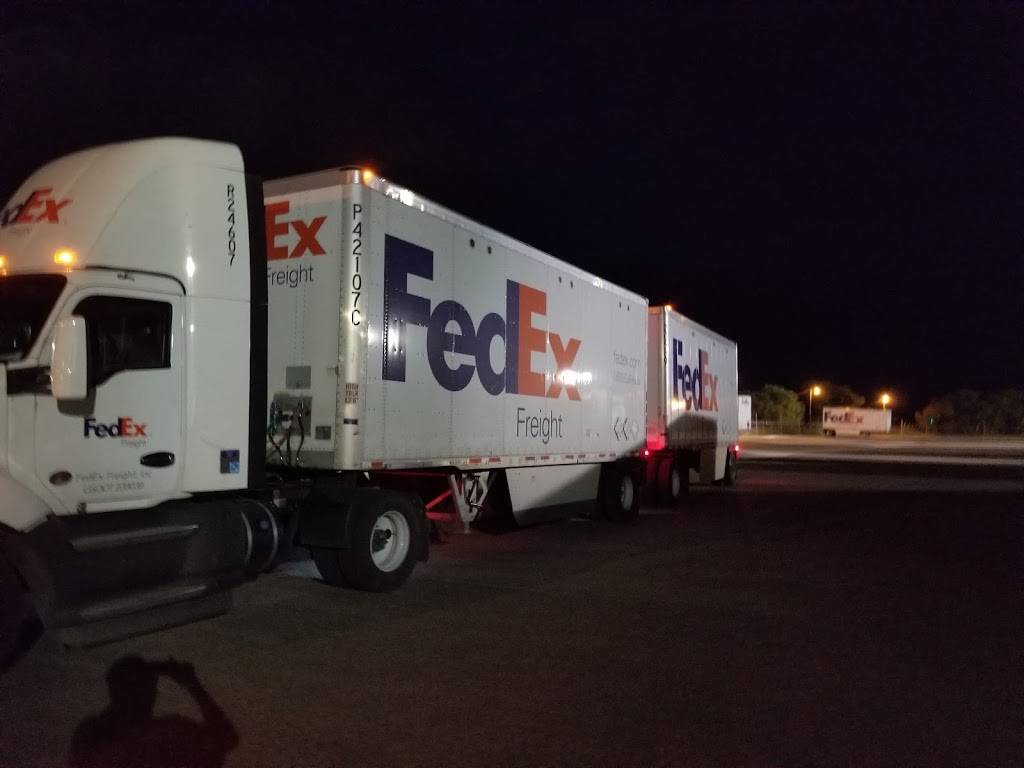 FedEx Freight | 4201 M.L.K. Jr Blvd, Lubbock, TX 79404, USA | Phone: (800) 447-2844