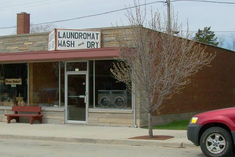 Shabbona Laundromat | 206A W Comanche Ave, Shabbona, IL 60550, USA | Phone: (815) 751-1762