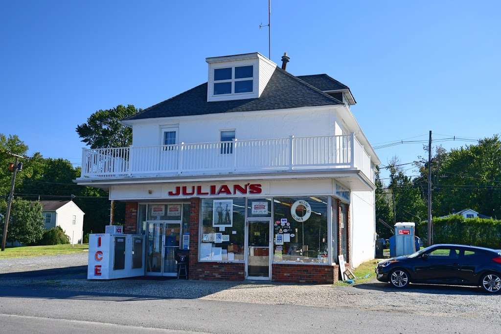 Julians Bait and Tackle | 990 NJ-36, Atlantic Highlands, NJ 07716, USA | Phone: (732) 291-0050