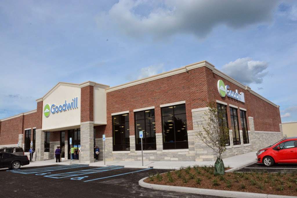 Goodwill Store | 6065 Main St, Whitestown, IN 46075, USA | Phone: (317) 769-5253