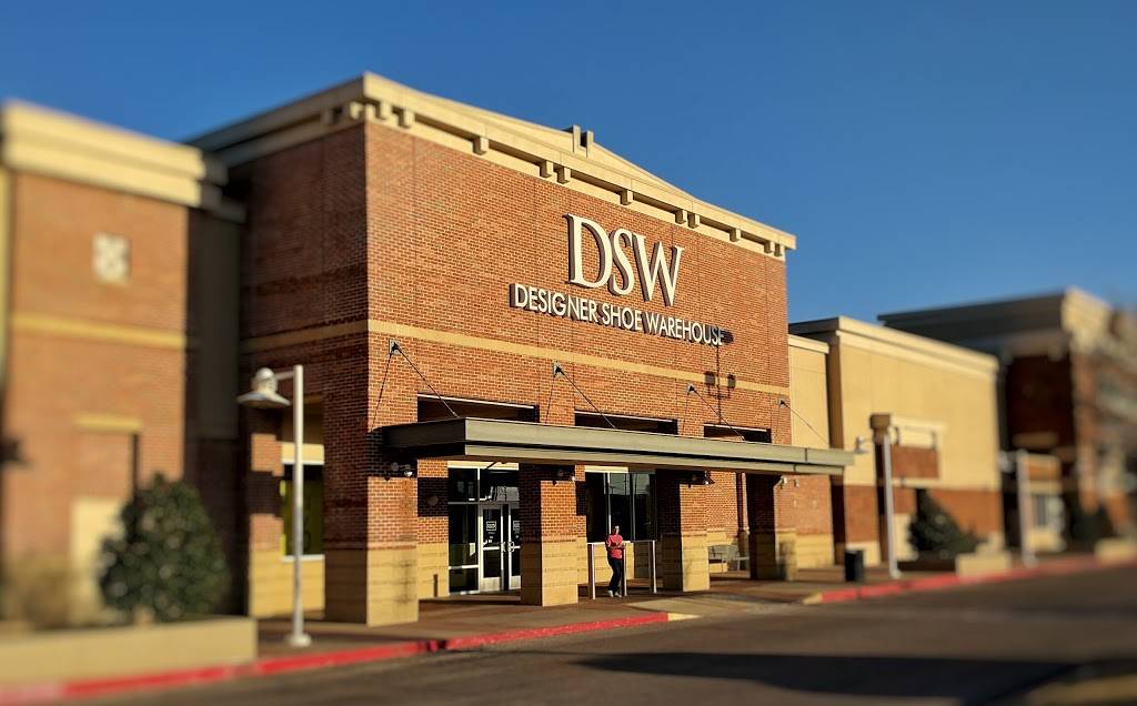 DSW Designer Shoe Warehouse | 852 N E Mall Blvd, Hurst, TX 76053 | Phone: (817) 590-9723