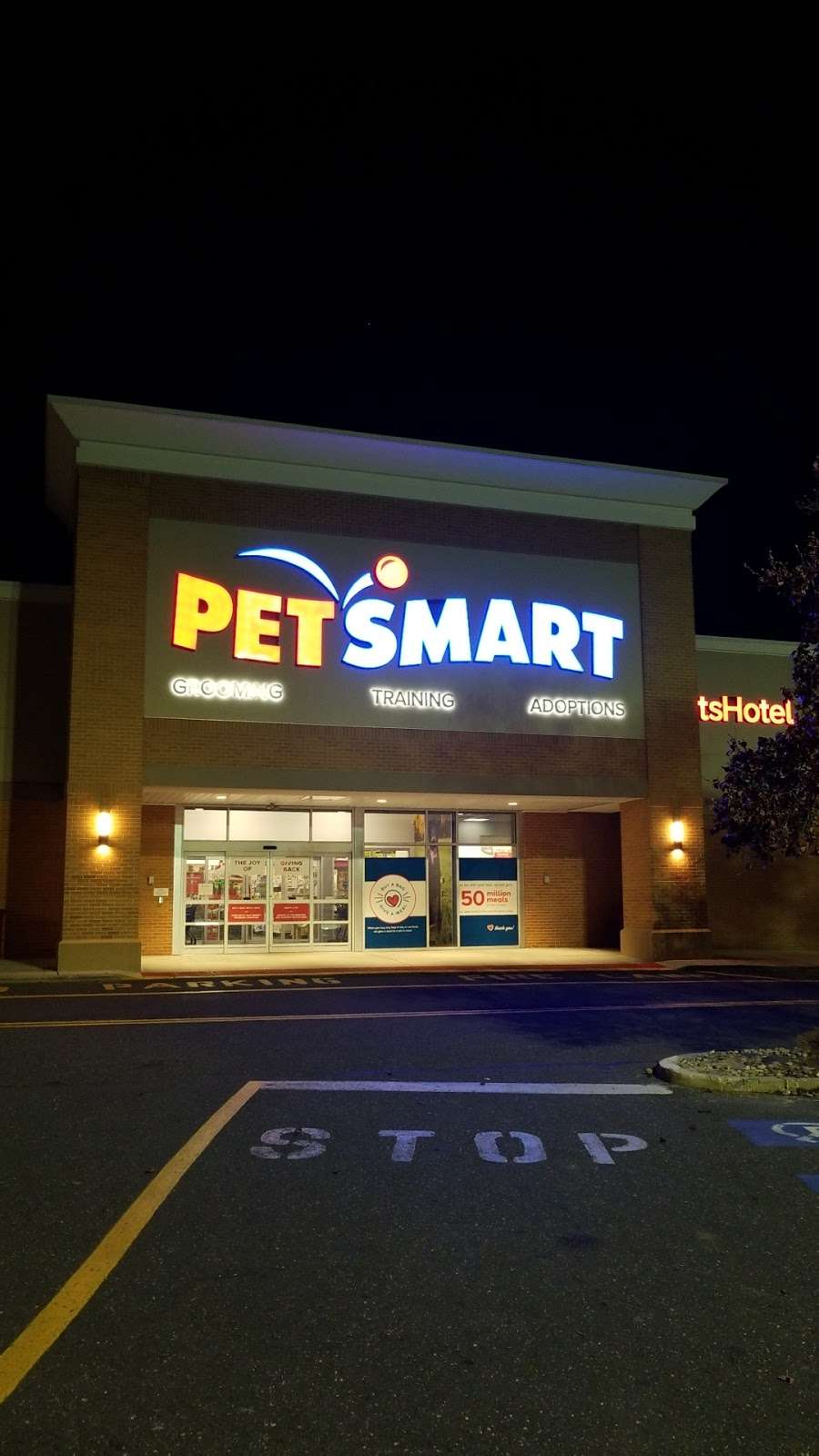 PetSmart | 310 Highway 36 Suite 25 West, Long Branch, NJ 07764 | Phone: (732) 676-9773