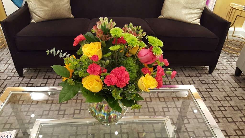 Glenview Florist / Flower Shop | 1813 Waukegan Rd, Glenview, IL 60025, USA | Phone: (847) 998-0717