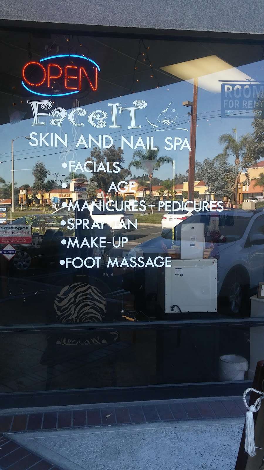 Face It Skin & Nail Spa | 1630 W Whittier Blvd, La Habra, CA 90631, USA | Phone: (562) 691-7888