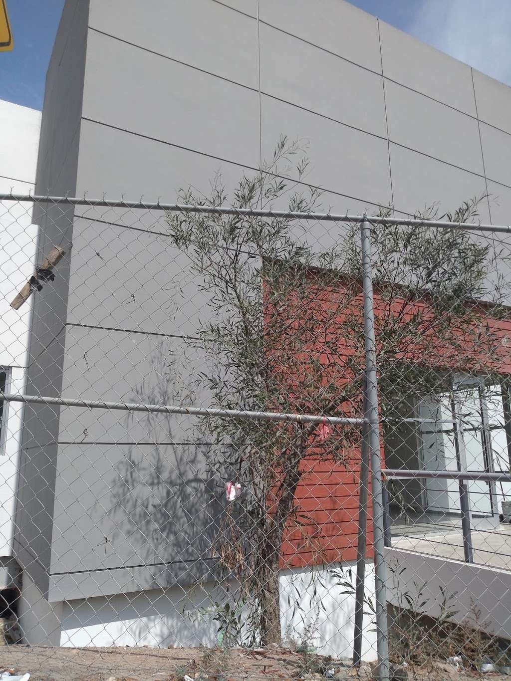 Clinica Periferica Lomas Verdes UABC | Av. Lomas Verdes, Lomas Verdes, Tijuana, B.C., Mexico