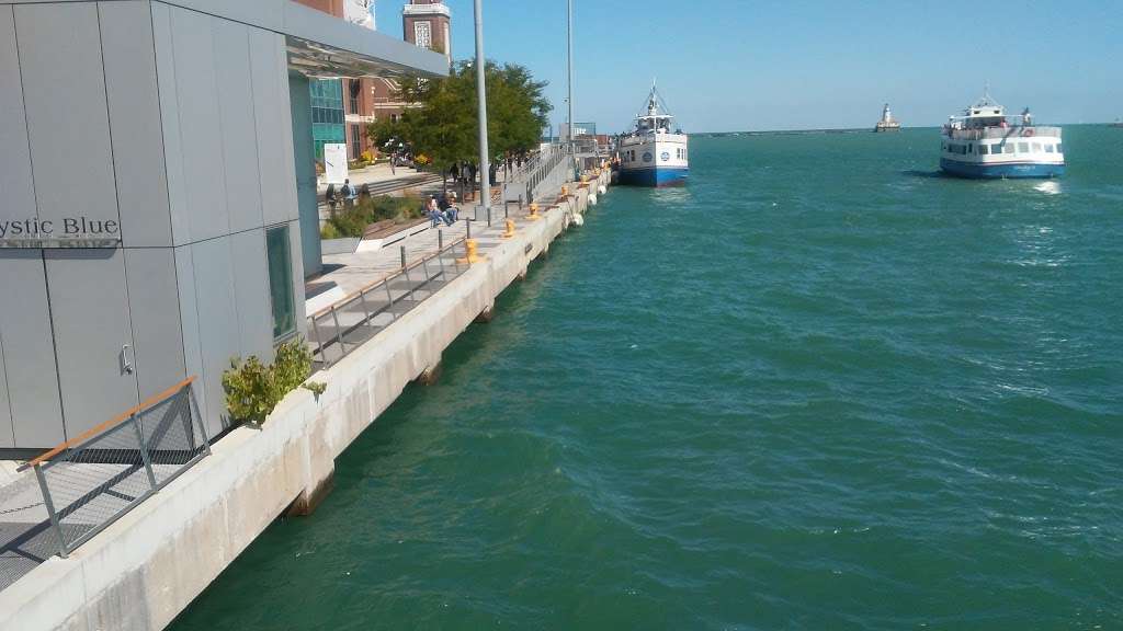 Spirit of Chicago | Navy Pier, 600 E Grand Ave, Chicago, IL 60611, USA | Phone: (312) 222-2508