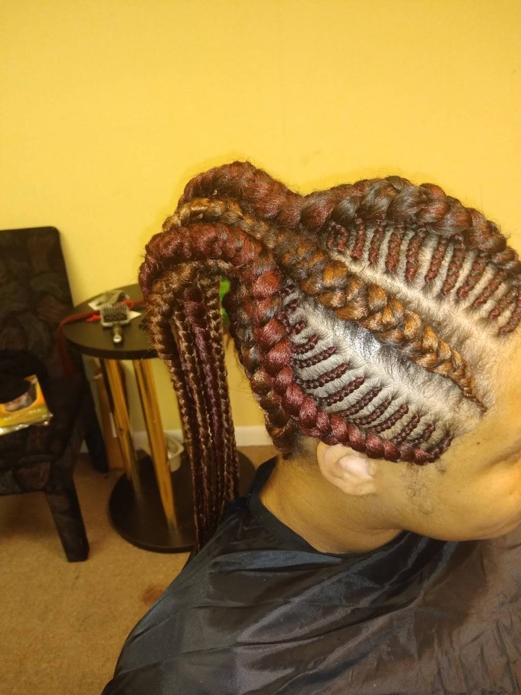 Africa Family Hair Braiding | 601 S Main St suite d, Goodlettsville, TN 37072, USA | Phone: (615) 481-3257