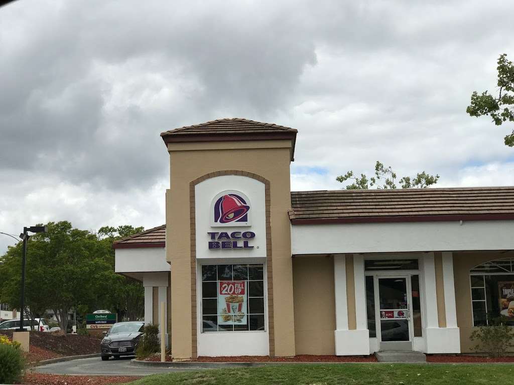 Taco Bell | 1695 Hollenbeck Ave, Sunnyvale, CA 94087, USA | Phone: (408) 720-8586