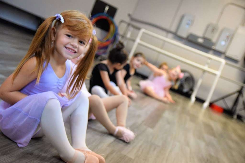 Evolution Dance Company | 148 Gulf Fwy, League City, TX 77573, USA | Phone: (281) 316-6895