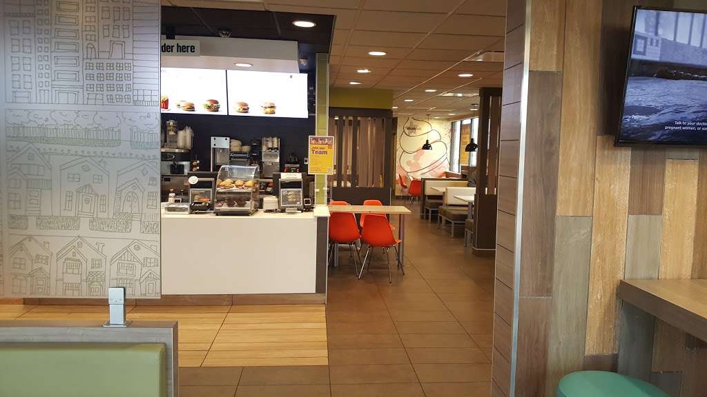 McDonalds | 6840 W Washington St, Indianapolis, IN 46241 | Phone: (317) 247-0414