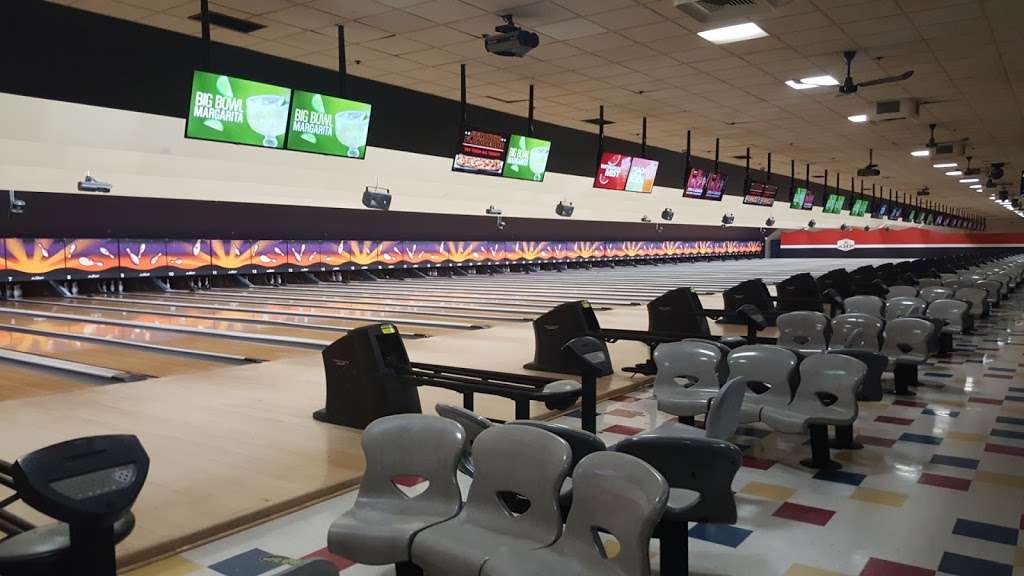 AMF Pro Bowl Lanes | 505 E 18th Ave, North Kansas City, MO 64116 | Phone: (816) 221-8844