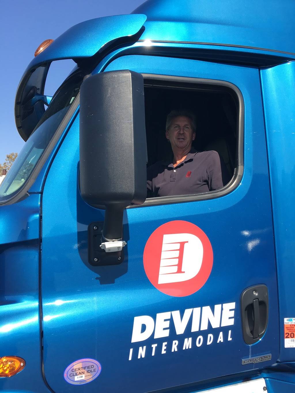 Devine Intermodal | 3870 Channel Dr, West Sacramento, CA 95691, USA | Phone: (916) 371-4430