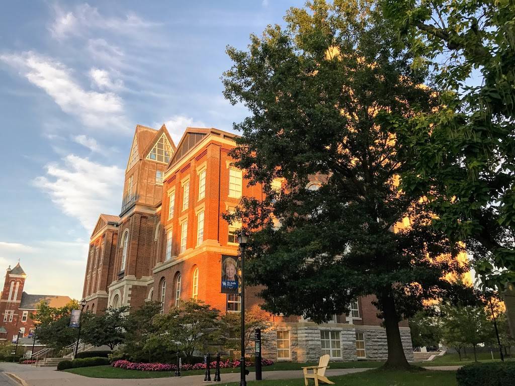 University of Kentucky Visitor Center | 160 Ave of Champions, Lexington, KY 40508, USA | Phone: (859) 257-3595