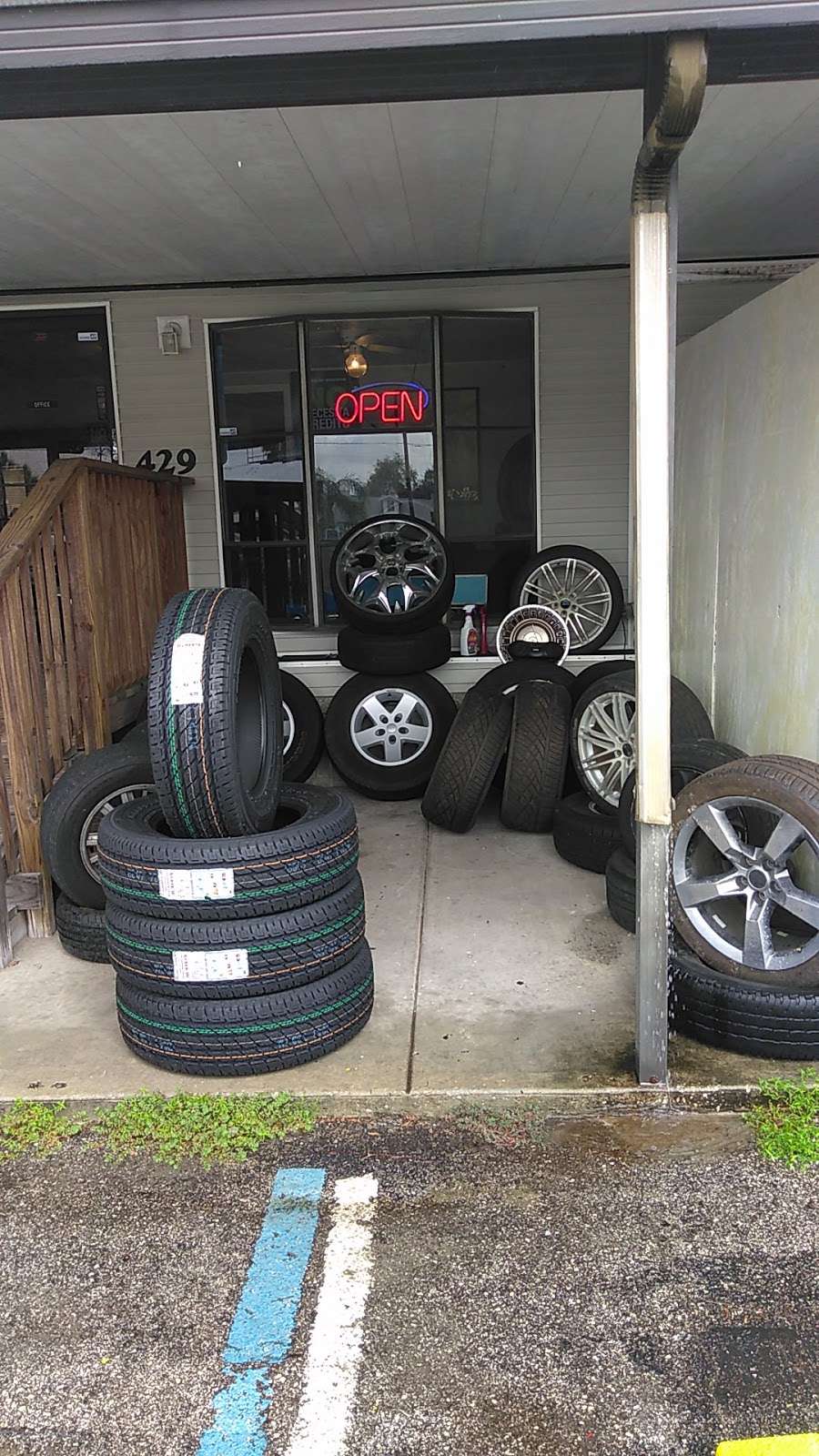 Best Tires Inc | 429 W Main St, Apopka, FL 32712 | Phone: (407) 814-4340