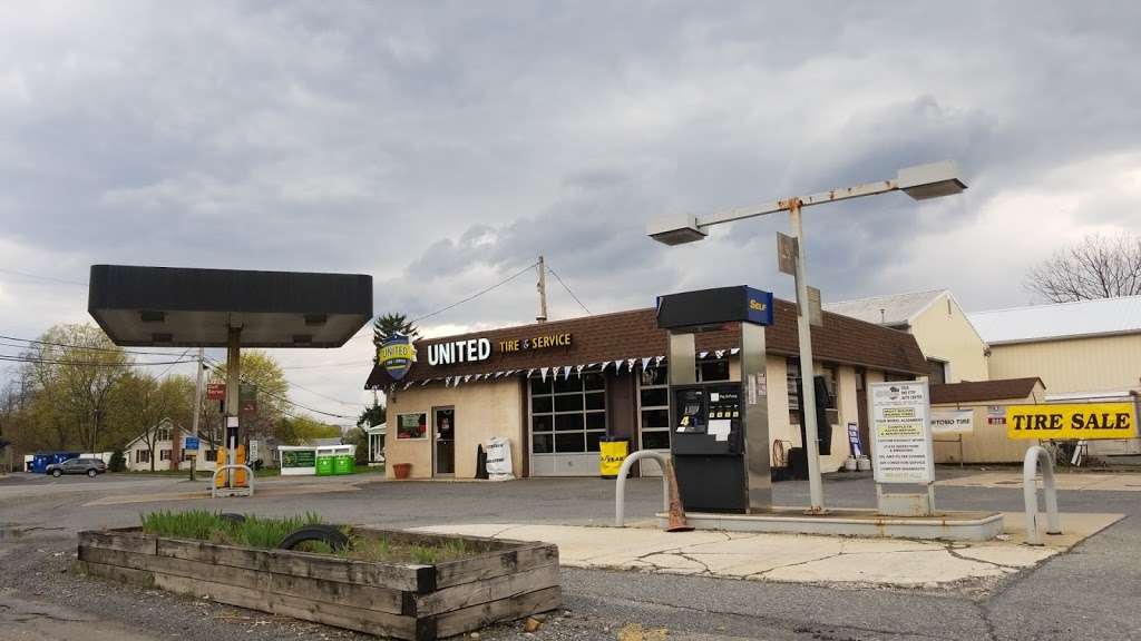 United Tire & Service of Emmaus | 4094 Chestnut St, Emmaus, PA 18049 | Phone: (610) 967-5625