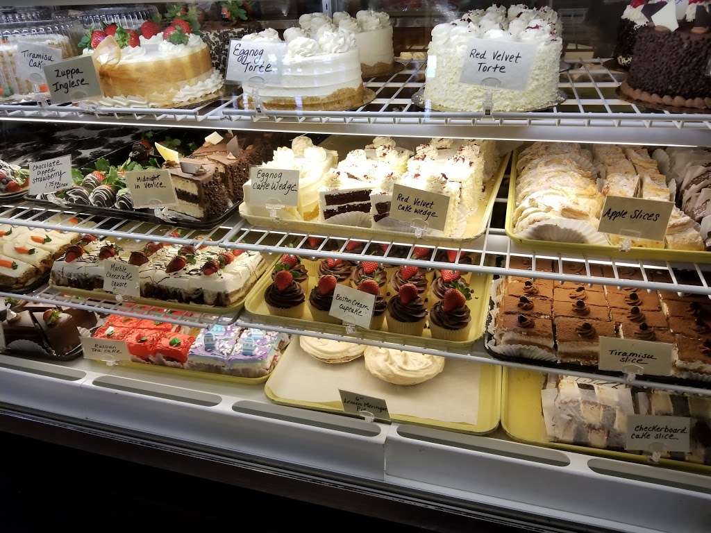 Wrights Dairy Farm and Bakery | 200 Woonsocket Hill Rd, North Smithfield, RI 02896, USA | Phone: (401) 767-3014