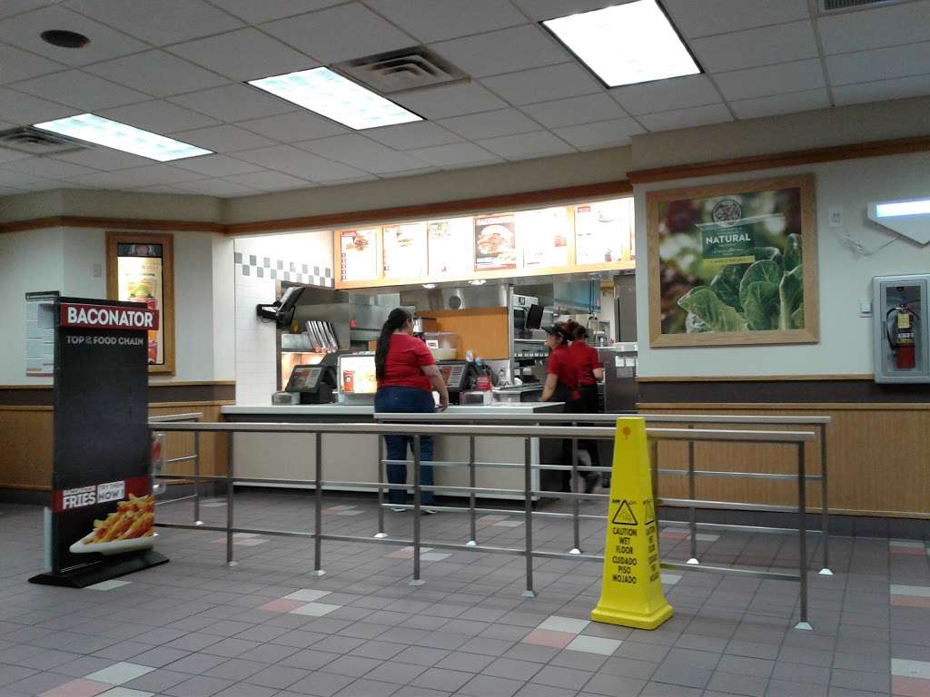 Wendys | 14303 Bear Valley Rd, Victorville, CA 92392, USA | Phone: (760) 956-7973