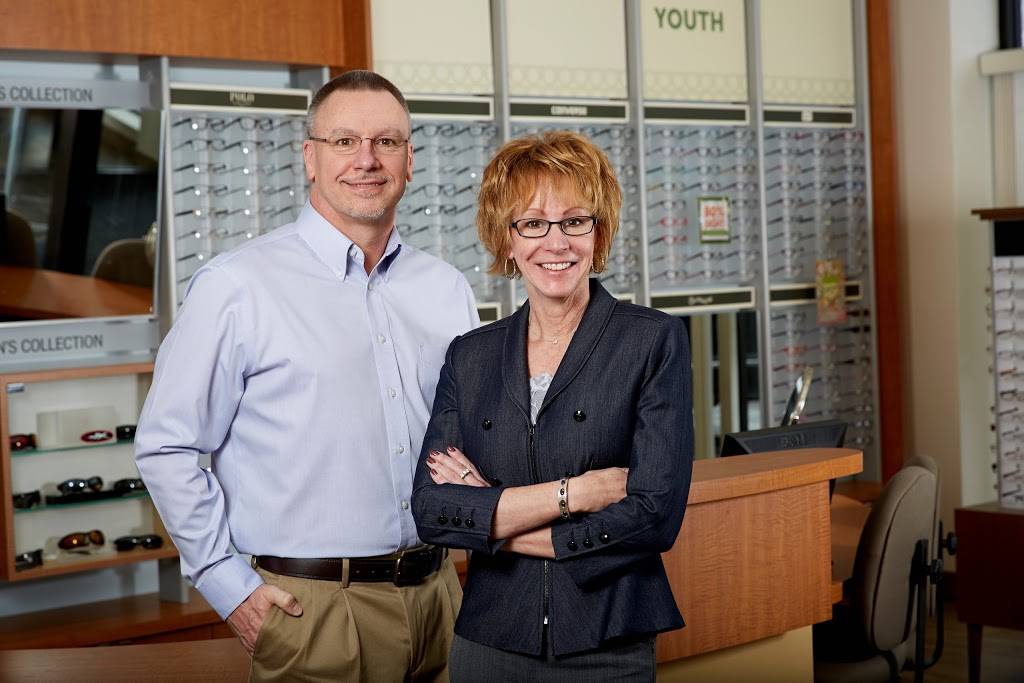 Pearle Vision | 2024 Ford Pkwy, St Paul, MN 55116, USA | Phone: (651) 698-2020