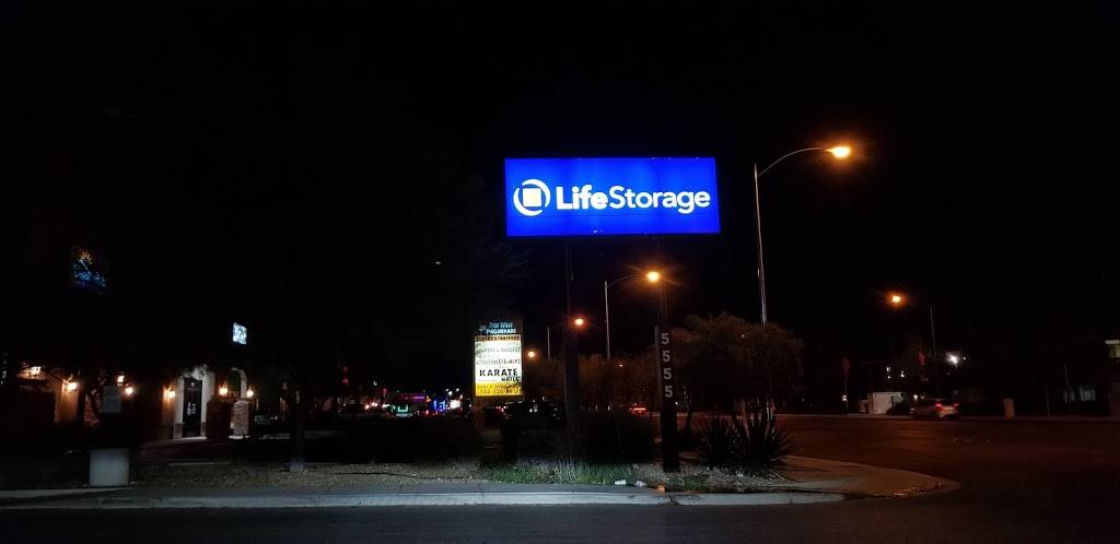 Life Storage - Las Vegas | 5555 S Fort Apache Rd, Las Vegas, NV 89148, USA | Phone: (702) 550-0905