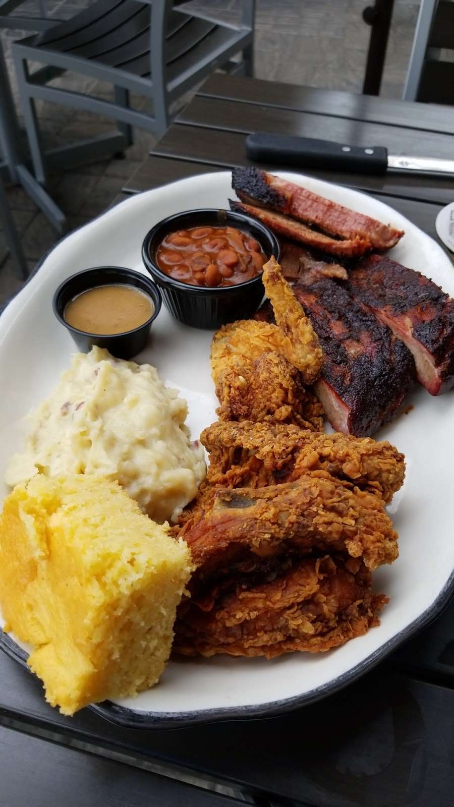 Fireflys BBQ | 350 E Main St, Marlborough, MA 01752, USA | Phone: (508) 357-8883