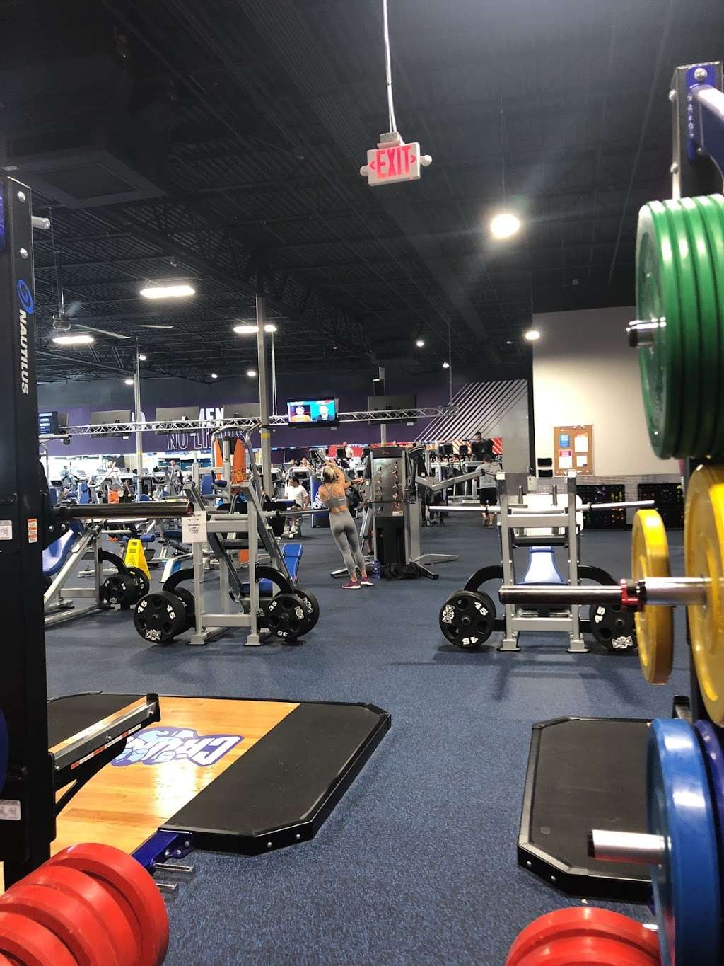 Crunch Fitness - Lake Nona | 11926 Narcoossee Rd Suite 100, Orlando, FL 32832, USA | Phone: (407) 313-2239